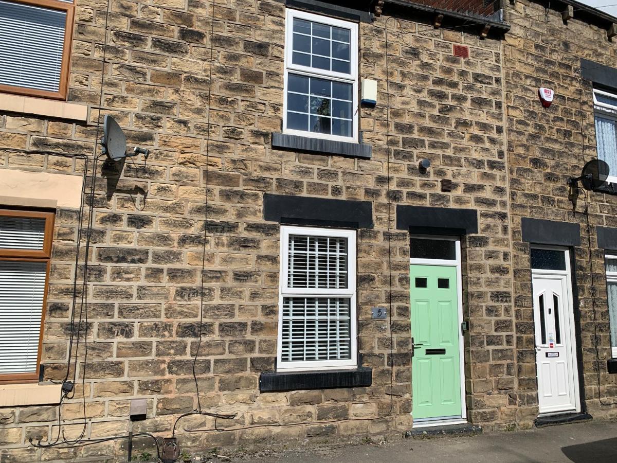 Contemporary & Chic Inner Terrace 5 Mins From Barnsley Town Centre Exterior foto